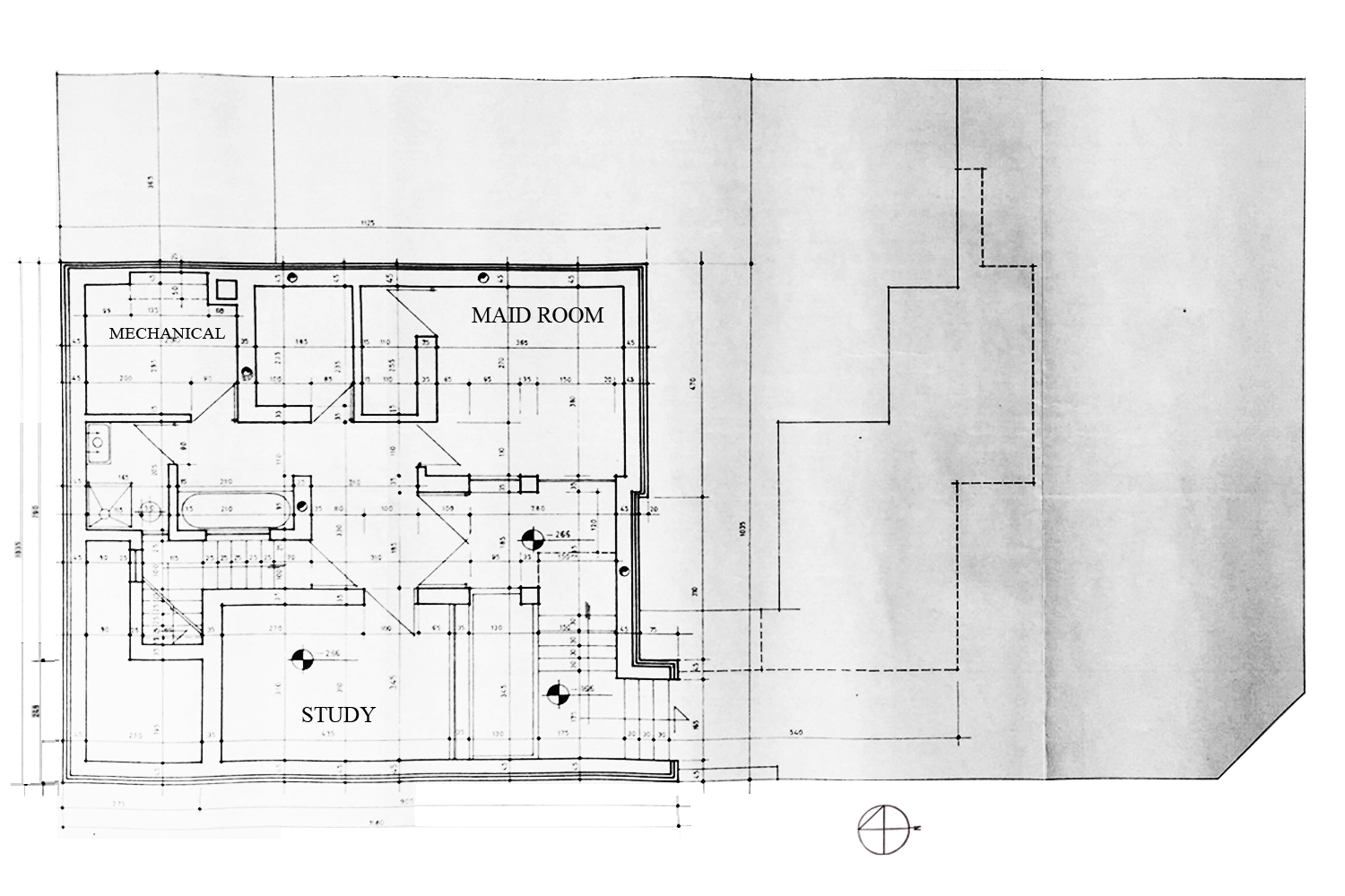 GIVECHI-HOUSE-1/BASEMENT.jpg